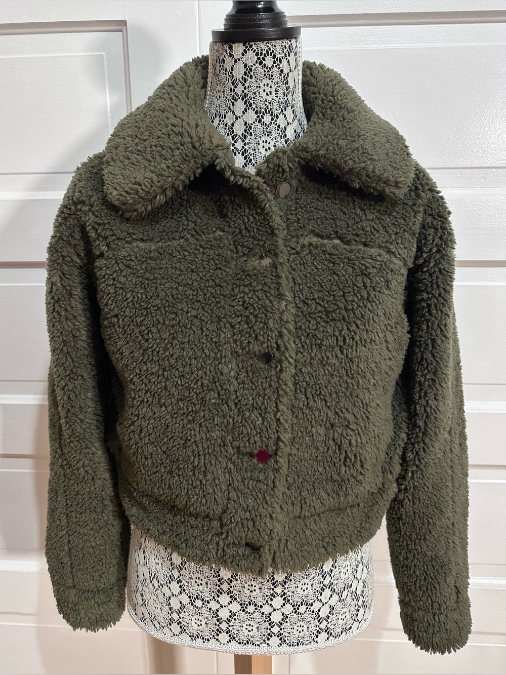 Lululemon Textured Fleece Button Jacket Size 4 Dark Olive Sherpa SOFT $168
